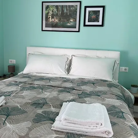 Alma Rose Apartments3 *