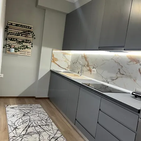 Alma Rose Apartments3 * Korcza