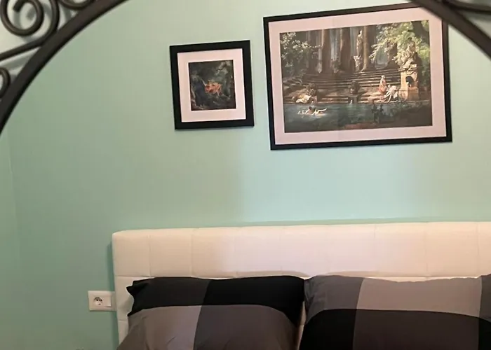 Alma Rose Apartments3 * Korce