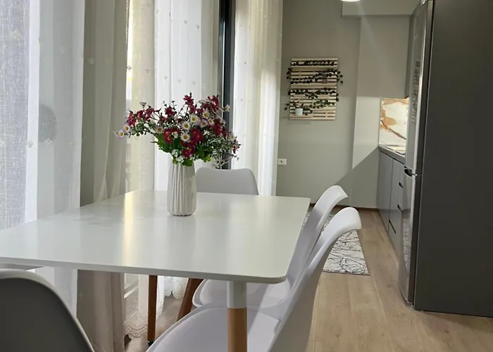 Alma Rose Apartments3 公寓 *