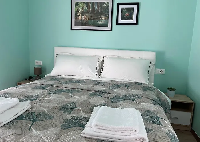 Alma Rose Apartments3 *