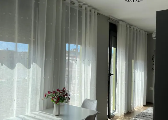 Alma Rose Apartments3 Lejlighed Korce