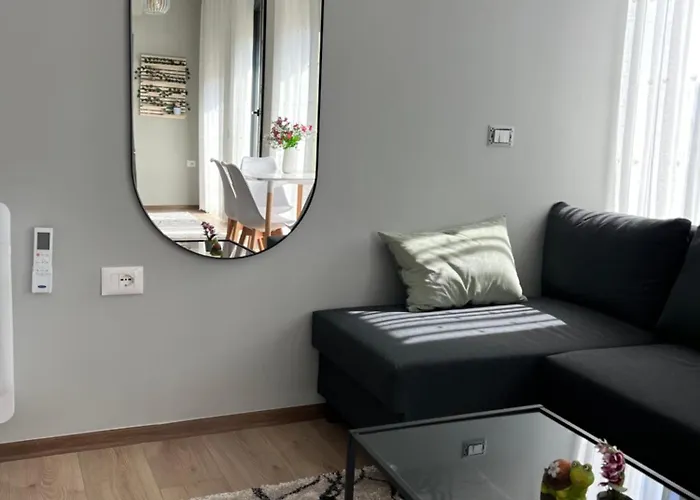 Alma Rose Apartments3 *